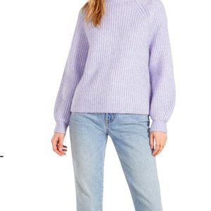 BB DAKOTA NECK TO NORMAL SWEATER IN LAVENDER